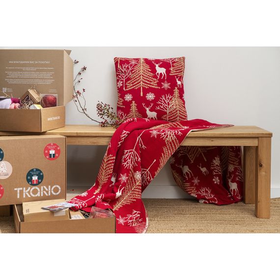 Подушка вязаная с новогодним рисунком Winter fairytale  из коллекции New Year Essential, 45х45 см, Tkano, изображение 6