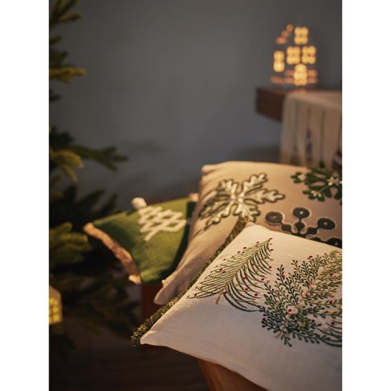 Подушка декоративная с вышивкой Christmas tree из коллекции New Year Essential, 30х45 см, Tkano, изображение 4